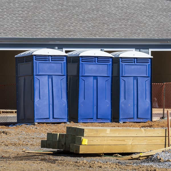 what is the maximum capacity for a single portable toilet in Ellington Wisconsin